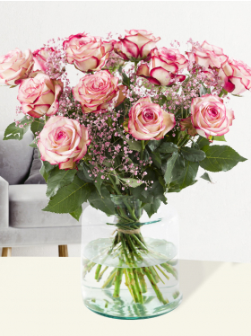 Rose bouquet Paloma with pink gypsophila 