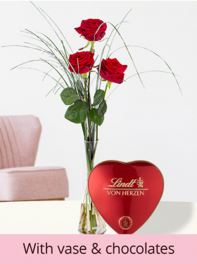 Three red roses + vase + Lindt heart