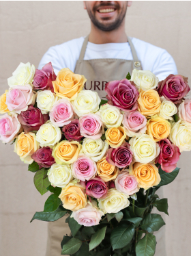 Bouquet of mixed roses in heart shape