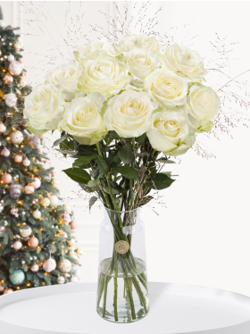 Christmas bouquet white-gold