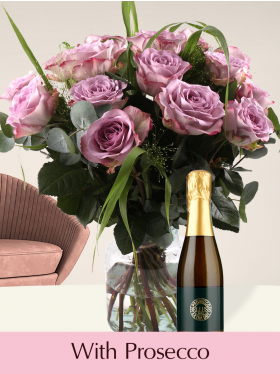 Bouquet of lavender-coloured roses with Prosecco Piccolo