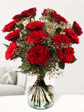 Red Christmas bouquet with gold gypsophila