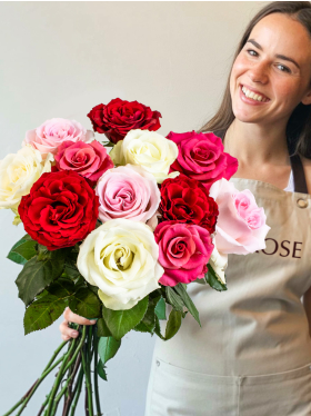 Rose bouquet loving passion