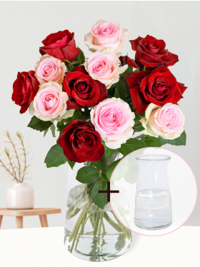 Rose bouquet Romy + glass vase