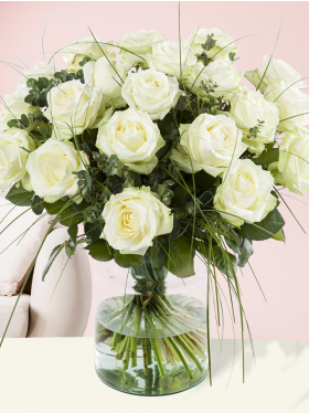 White rose bouquet with bear grass
