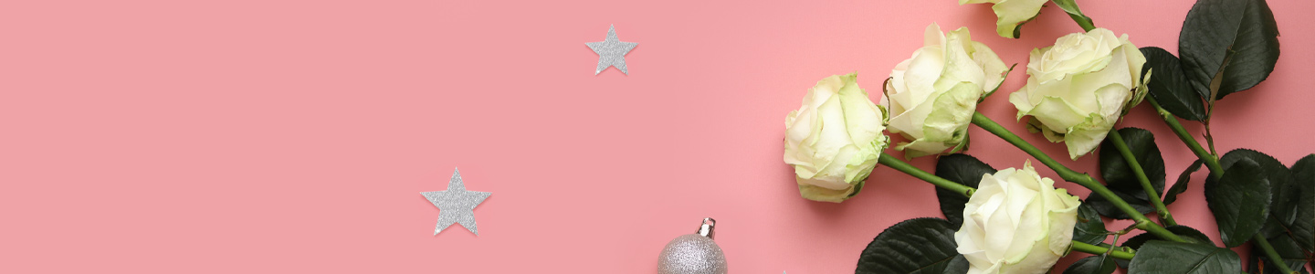 The perfect Christmas gift with roses The perfect Christmas gift with roses