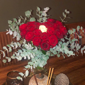Customer picture: Red heart shaped bouquet