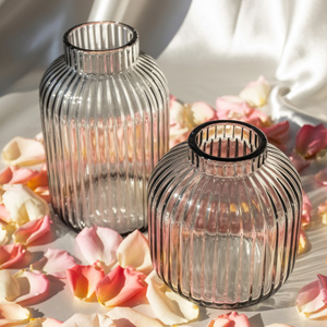 Glass vase ribbed Glass vase ribbed