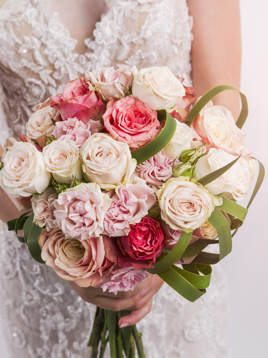 Pastel plus bridal bouquet Gold