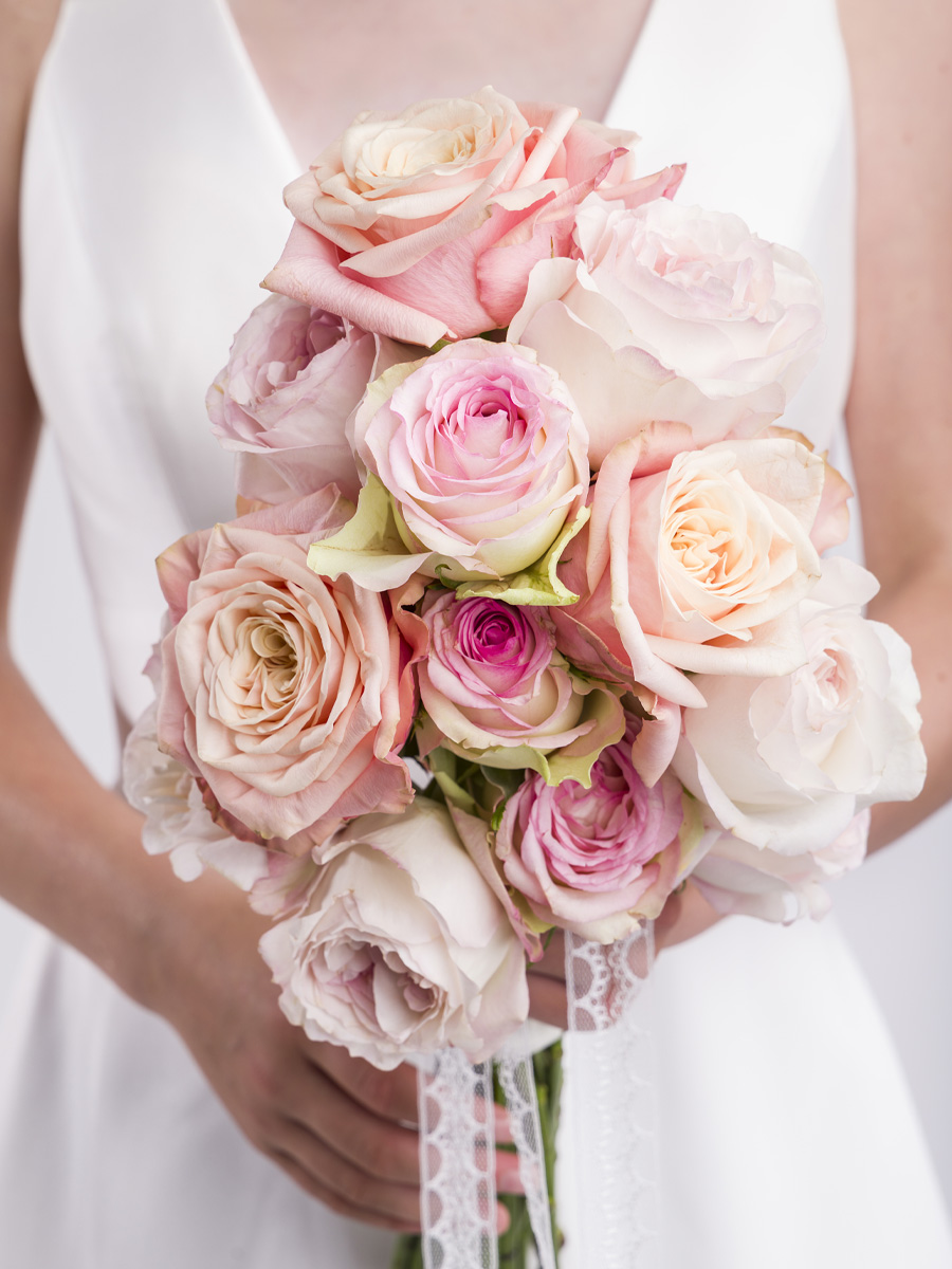 Pastel plus bridal bouquet - Platinum