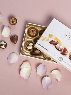 Roses and chocolates